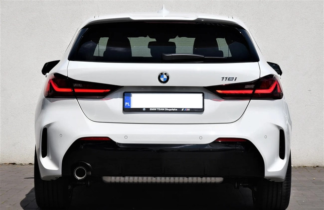BMW Seria 1 cena 153900 przebieg: 4000, rok produkcji 2023 z Orzesze małe 529